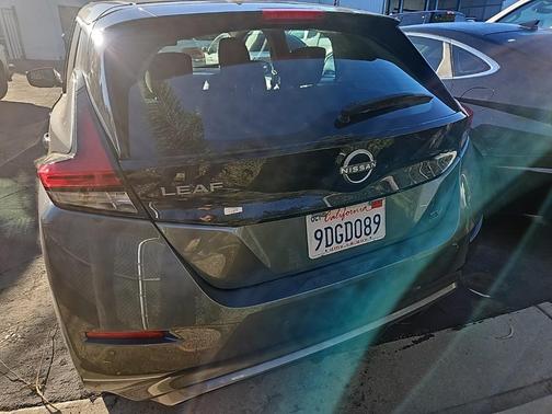 2023 Nissan Leaf SV PLUS 60 kWh