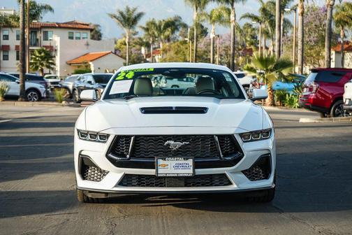 OXFORD WHITE 2024 Ford Mustang GT Premium