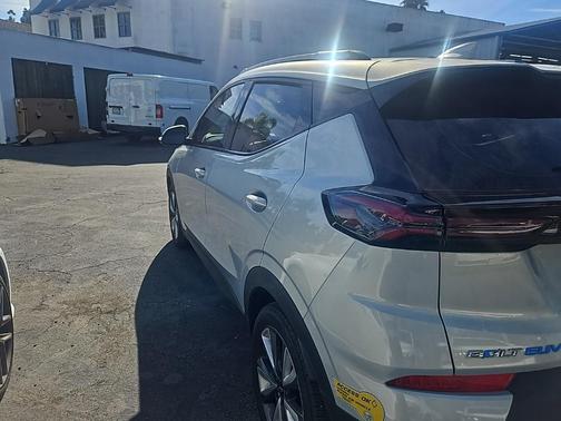 2022 Chevrolet Bolt EUV FWD LT