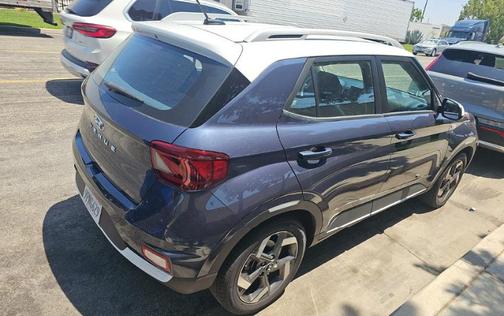 Denim w/White Roof 2024 Hyundai VENUE Limited