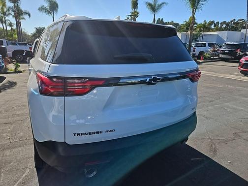 2023 Chevrolet Traverse RS