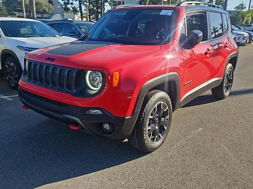 2023 Jeep Renegade Trailhawk