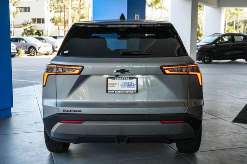 Sterling Gray Metallic 2026 Chevrolet Equinox 1LT