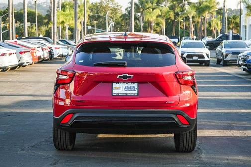 Apex Red 2026 Chevrolet Trax FWD 1RS