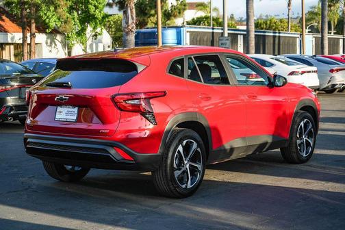 Apex Red 2026 Chevrolet Trax FWD 1RS