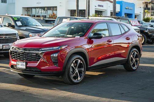 Apex Red 2026 Chevrolet Trax FWD 1RS