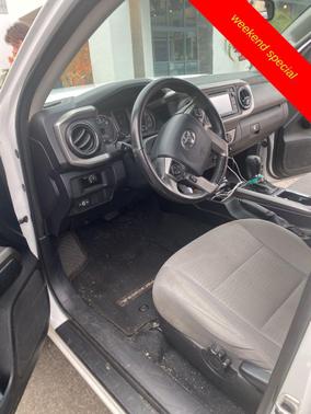 2017 Toyota Tacoma SR5