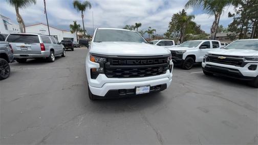 2025 Chevrolet Silverado 1500 Custom