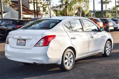 2012 Nissan Versa 1.6 S