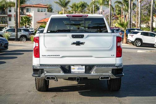 Summit White 2026 Chevrolet Silverado 1500 LT