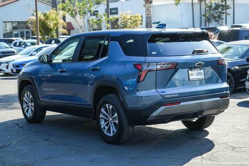 Lakeshore Blue Metallic 2026 Chevrolet Equinox 1LT