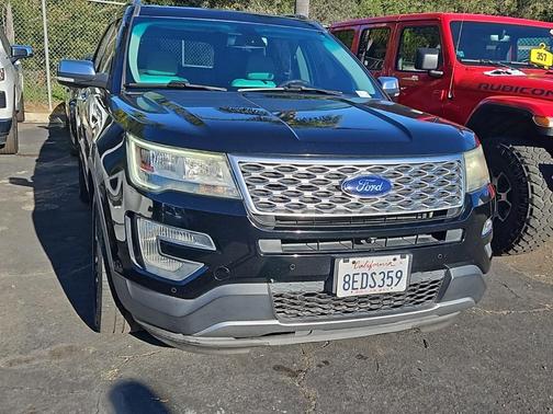 2017 Ford Explorer Platinum