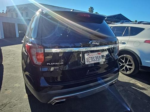 2017 Ford Explorer Platinum