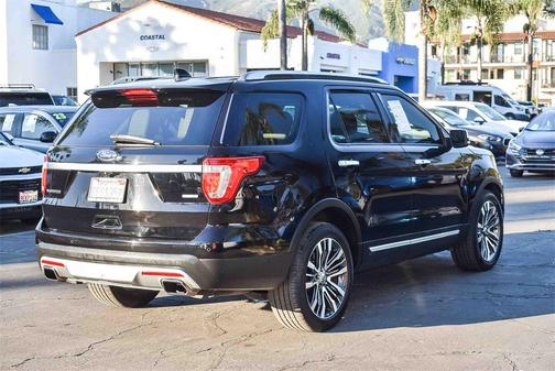 2017 Ford Explorer Platinum