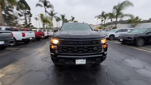 2025 Chevrolet Silverado 1500 Custom