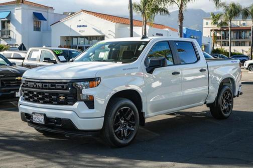 Summit White 2023 Chevrolet Silverado 1500 Custom