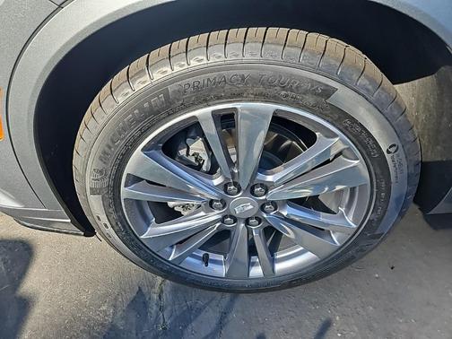 2025 Cadillac XT6 Premium Luxury FWD