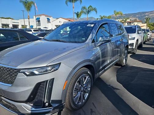 2025 Cadillac XT6 Premium Luxury FWD