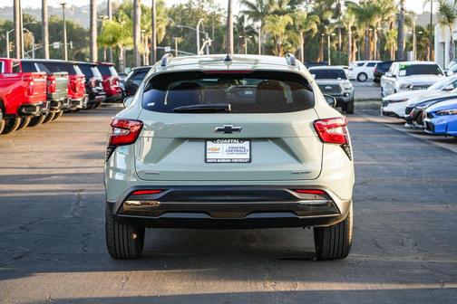 Cacti Green 2026 Chevrolet Trax FWD ACTIV