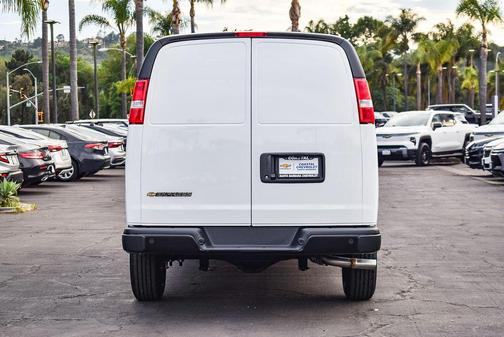 2026 Chevrolet Express 2500 Work Van