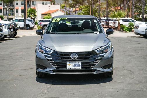 Gun Metallic 2025 Nissan Versa 1.6 S