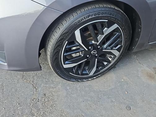 2024 Nissan Versa 1.6 S