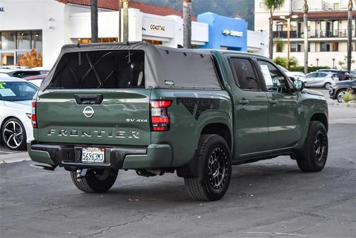2022 Nissan Frontier SV