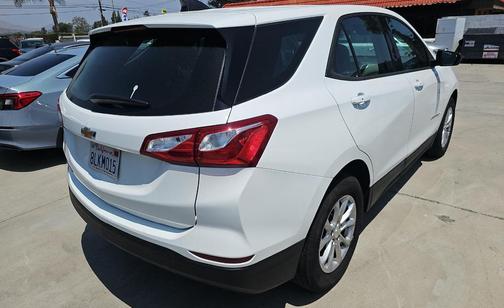 Summit White 2019 Chevrolet Equinox LS