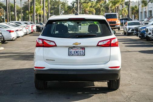 Summit White 2019 Chevrolet Equinox LS