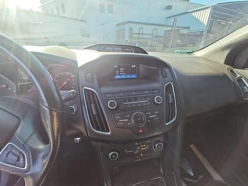 2018 Ford Focus ST 