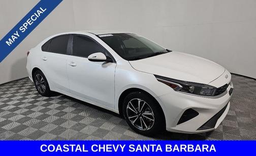Snow White Pearl 2024 Kia Forte LXS