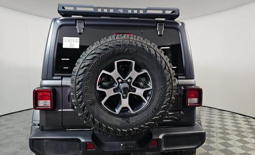 Granite Crystal Metallic Clearcoat 2020 Jeep Wrangler Unlimited Rubicon