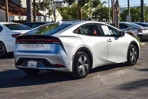 2024 Toyota Prius LE