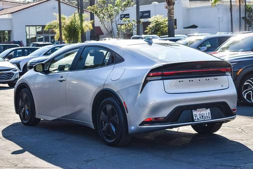 2024 Toyota Prius LE