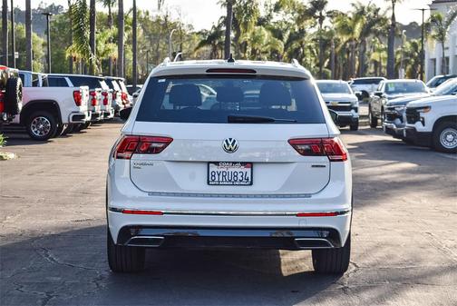 2020 Volkswagen Tiguan 2.0T SEL R-Line 4MOTION