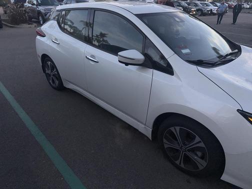 2020 Nissan Leaf SL PLUS 62 kWh