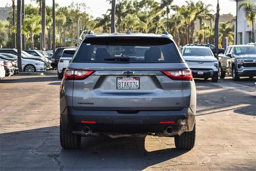 2020 Chevrolet Traverse LT Cloth