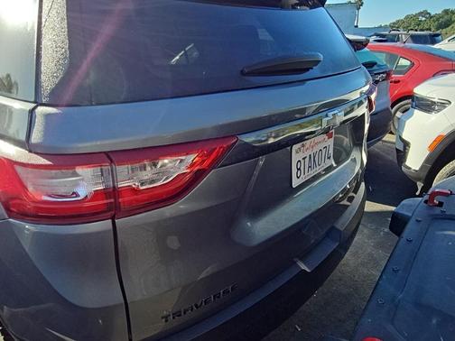 2020 Chevrolet Traverse LT Cloth