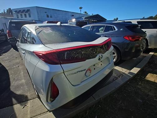 2021 Toyota Prius Prime XLE