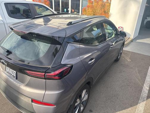2023 Chevrolet Bolt EUV FWD LT
