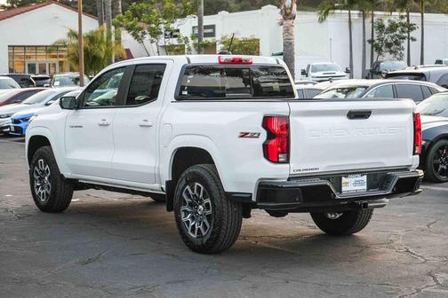 Summit White 2026 Chevrolet Colorado Z71