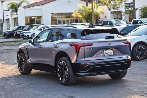 Galaxy Gray Metallic 2026 Chevrolet Blazer RS
