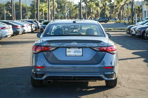 Atlantic Gray Metallic/Super Black 2024 Nissan Sentra SR