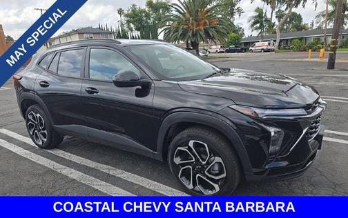 Mosaic Black Metallic 2025 Chevrolet Trax FWD 2RS