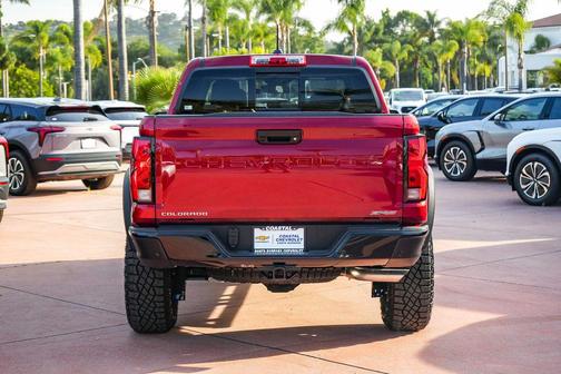 Radiant Red Tintcoat 2026 Chevrolet Colorado ZR2