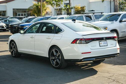 Platinum White Pearl 2025 Honda Accord Hybrid Sport