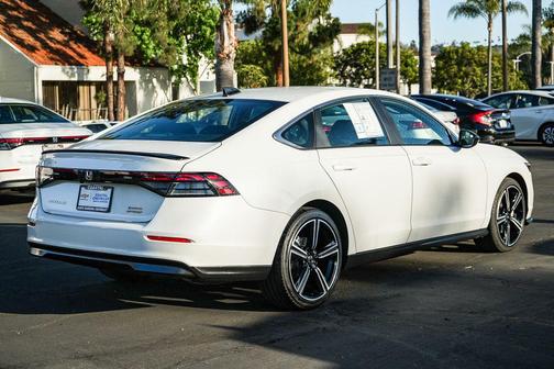 Platinum White Pearl 2025 Honda Accord Hybrid Sport