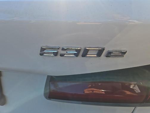 2022 BMW 530e Base