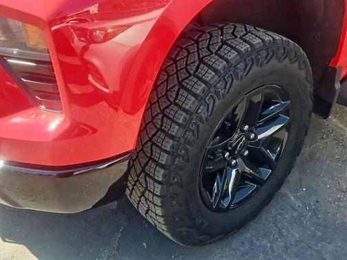 2025 Chevrolet Silverado 1500 Custom Trail Boss