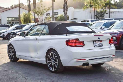 2020 BMW 230 230i